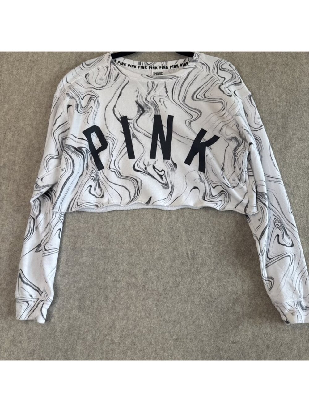 VS PINK Cropped Sweatshirt Womens S White Black Marble Swirl Graphic Raw Hem